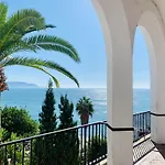 Capistrano Blue Vila