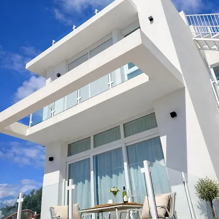 Capistrano Blue Nerja